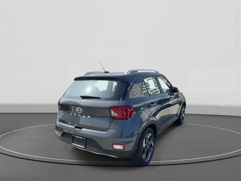 New 2026 Hyundai Venue SEL FWD image 3