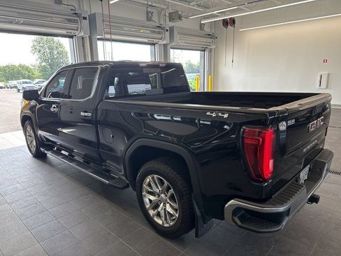 Used 2021 GMC Sierra 1500 SLT w/ SLT Premium Package AWD/4WD image 5