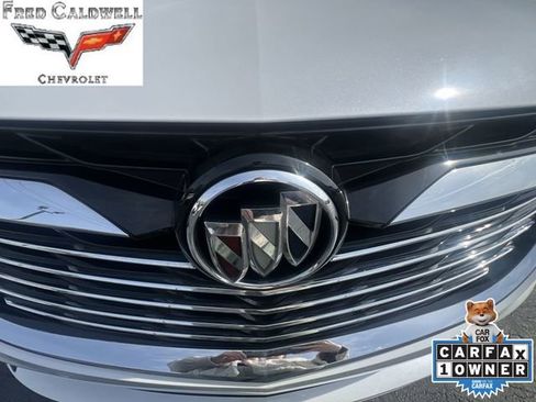 Used 2023 Buick Enclave Essence w/ Experience Buick Package image 37