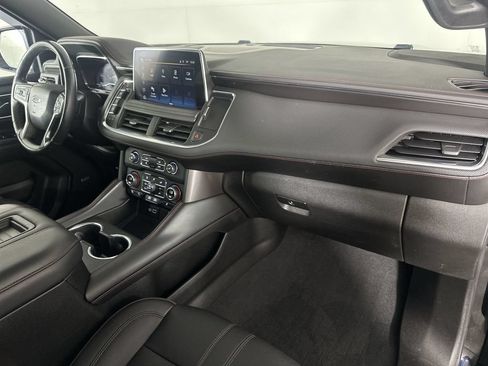 Used 2022 Chevrolet Suburban RST w/ Luxury Package AWD/4WD image 33