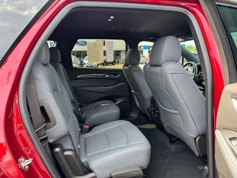 Used 2023 Buick Enclave Essence w/ Trailering Package, 5000 lbs. FWD image 10
