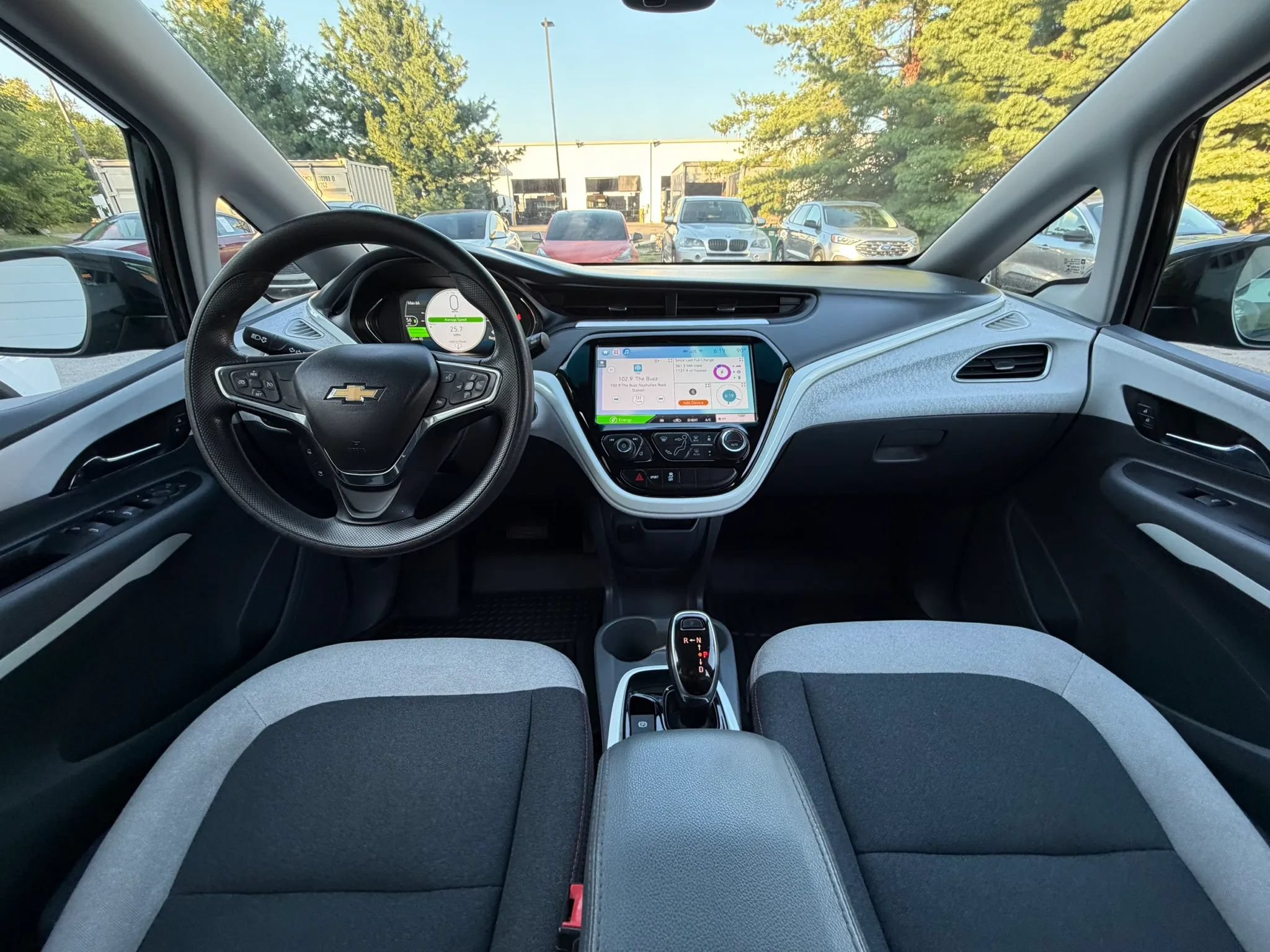 Used 2020 Chevrolet Bolt LT FWD image 2
