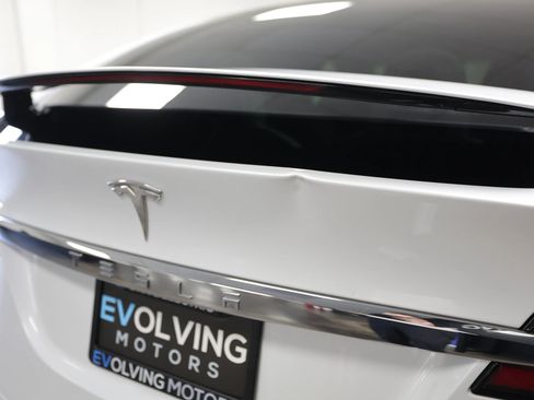 Used 2020 Tesla Model X Long Range image 20