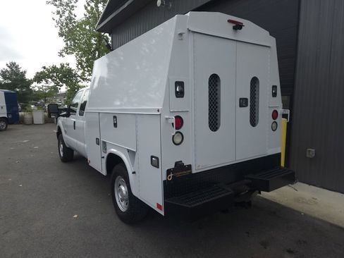 Used 2015 Ford F350 XL w/ Power Equipment Group image 3