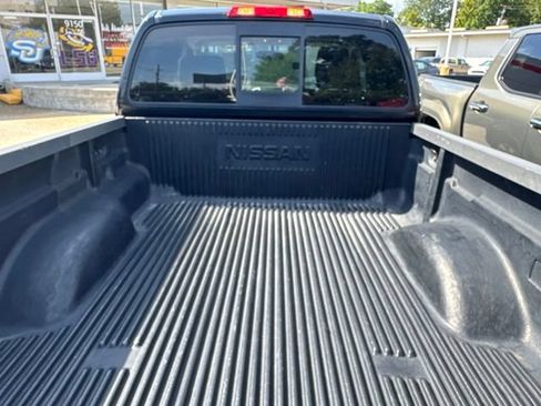Used 2012 Nissan Frontier SV RWD image 16