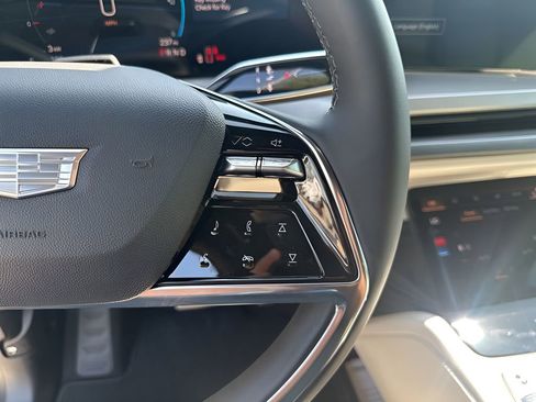 New 2026 Cadillac Vistiq Luxury image 26