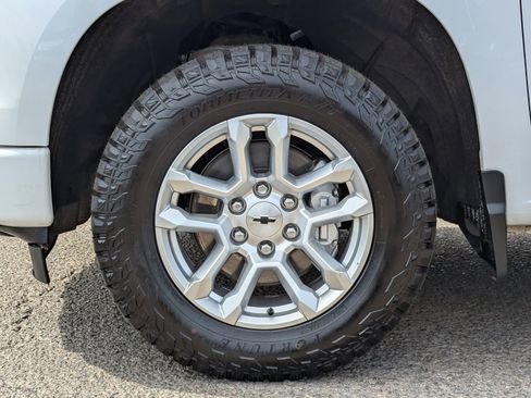 Used 2022 Chevrolet Silverado 1500 RST w/ Z71 Off-Road Package image 38