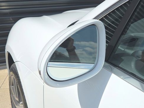 New 2026 Porsche Macan image 29