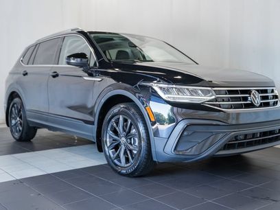 Used 2024 Volkswagen Tiguan SE