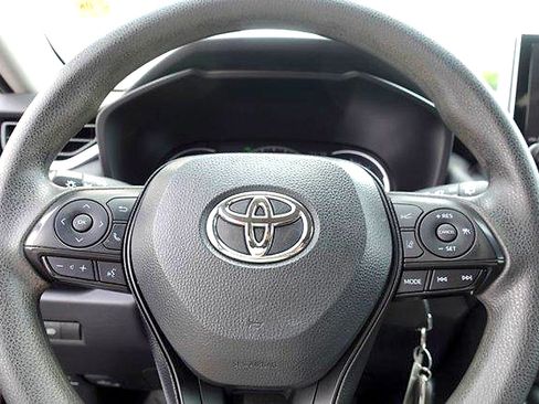 Certified 2024 Toyota RAV4 LE AWD/4WD image 13