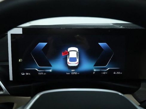 Used 2025 BMW i4 xDrive40i w/ Parking Assistance Package image 25