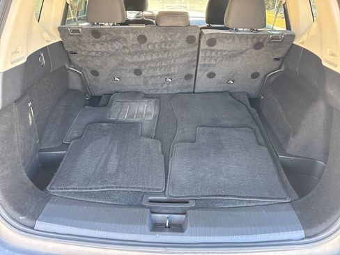 Used 2022 Nissan Rogue SV image 27