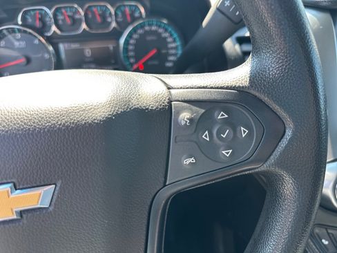 Used 2020 Chevrolet Tahoe 4WD image 29