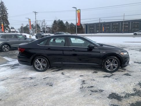 Used 2020 Volkswagen Jetta R-Line w/ R-Line Cold Weather Package image 8