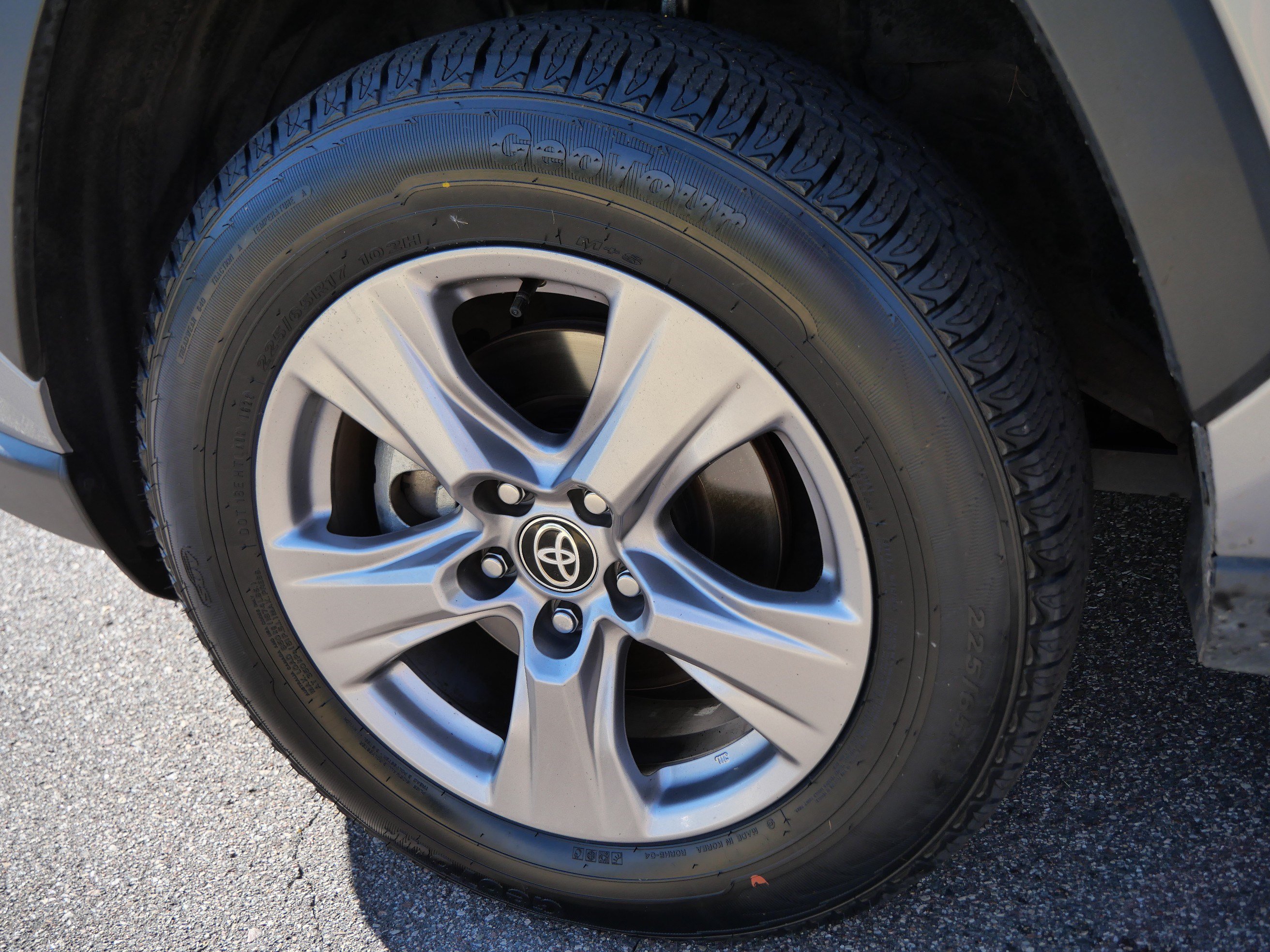 Certified 2025 Toyota RAV4 XLE AWD/4WD image 16