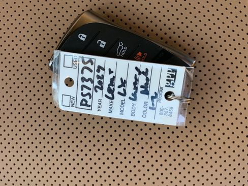 Used 2024 Lexus LX 600 4WD w/ Luxury Package image 35