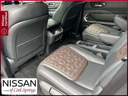 Certified 2026 Nissan Armada Platinum AWD/4WD image 21