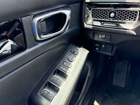 Used 2024 Honda Civic Touring image 23