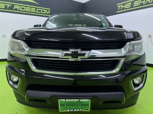 Used 2017 Chevrolet Colorado LT w/ LT Convenience Package RWD image 3