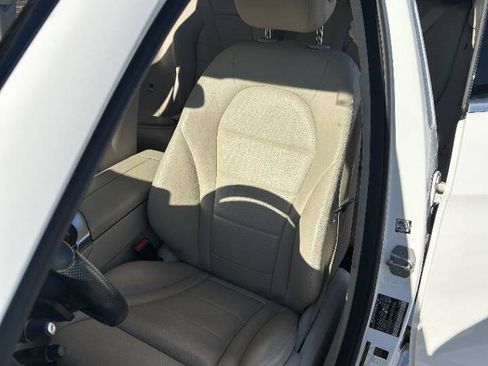 Used 2018 Mercedes-Benz GLC 300 GLC 300 4MATIC image 31