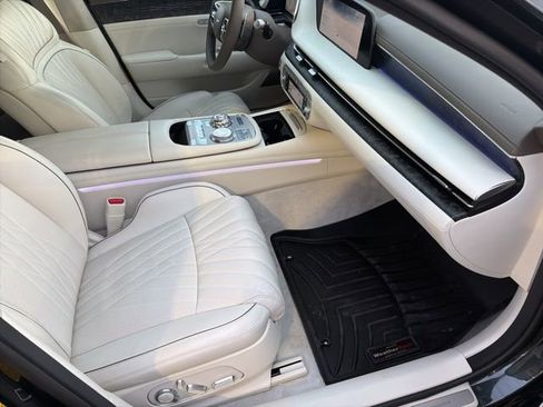 Used 2024 Genesis G90 3.5T image 31