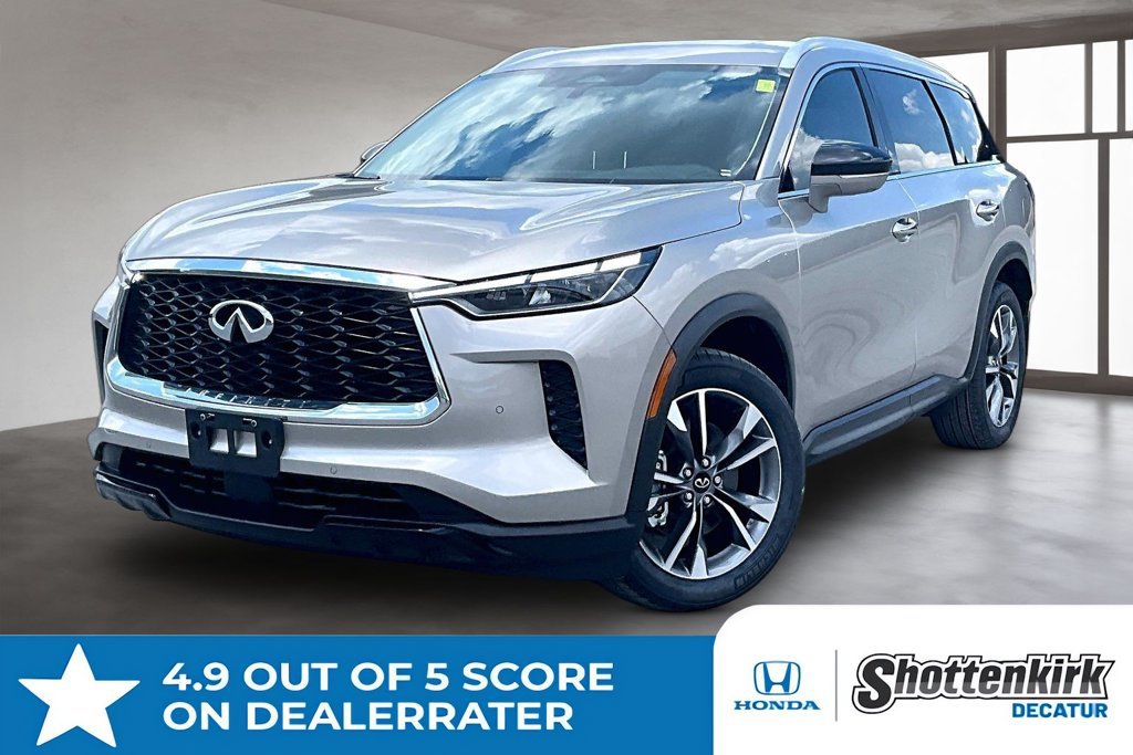 Used 2023 INFINITI QX60 Luxe w/ Performance Audio Package FWD image 1