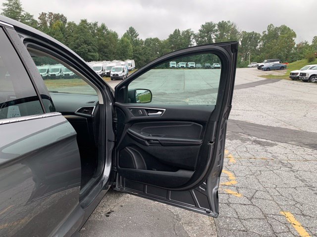 Certified 2024 Ford Edge Titanium AWD/4WD image 14