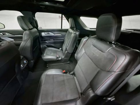 Used 2025 Ford Explorer ST w/ Sun And Sound Package AWD/4WD image 26