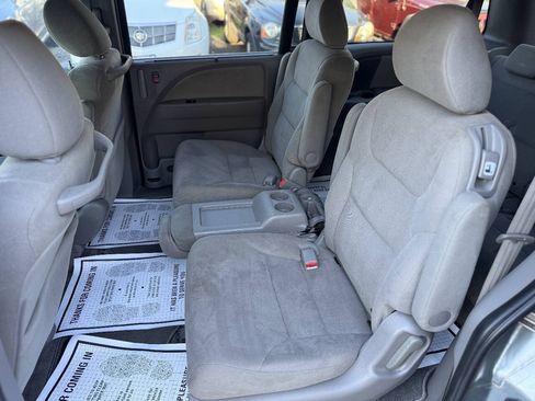 Used 2010 Honda Odyssey EX image 17