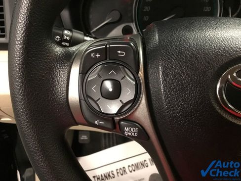 Used 2014 Toyota Venza LE image 50