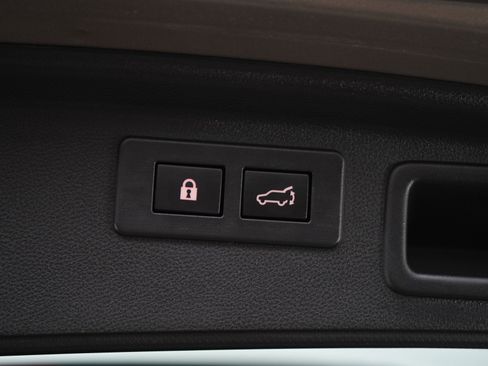 Used 2024 Subaru Forester Limited image 16