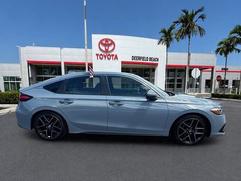 Used 2024 Honda Civic Sport Touring image 8