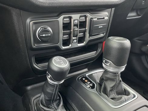 New 2026 Jeep Gladiator Sport image 29