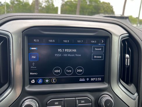 Used 2022 Chevrolet Silverado 1500 LT w/ Bed Protection Package image 23