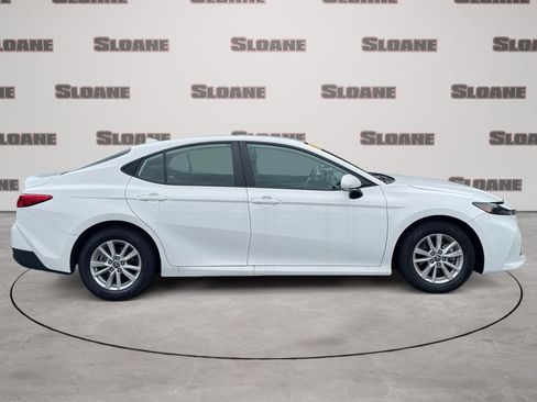 Used 2025 Toyota Camry LE w/ Convenience Package FWD image 6