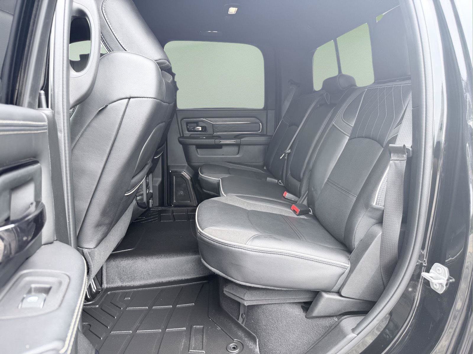 Used 2026 RAM 3500 Limited AWD/4WD image 27