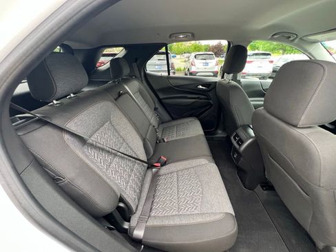 Used 2022 Chevrolet Equinox LT AWD/4WD image 26
