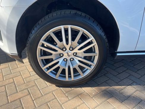 Used 2024 Ford Expedition Max Limited image 9