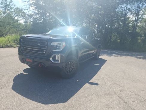 Used 2020 GMC Sierra 1500 AT4 w/ AT4 Premium Package AWD/4WD image 3