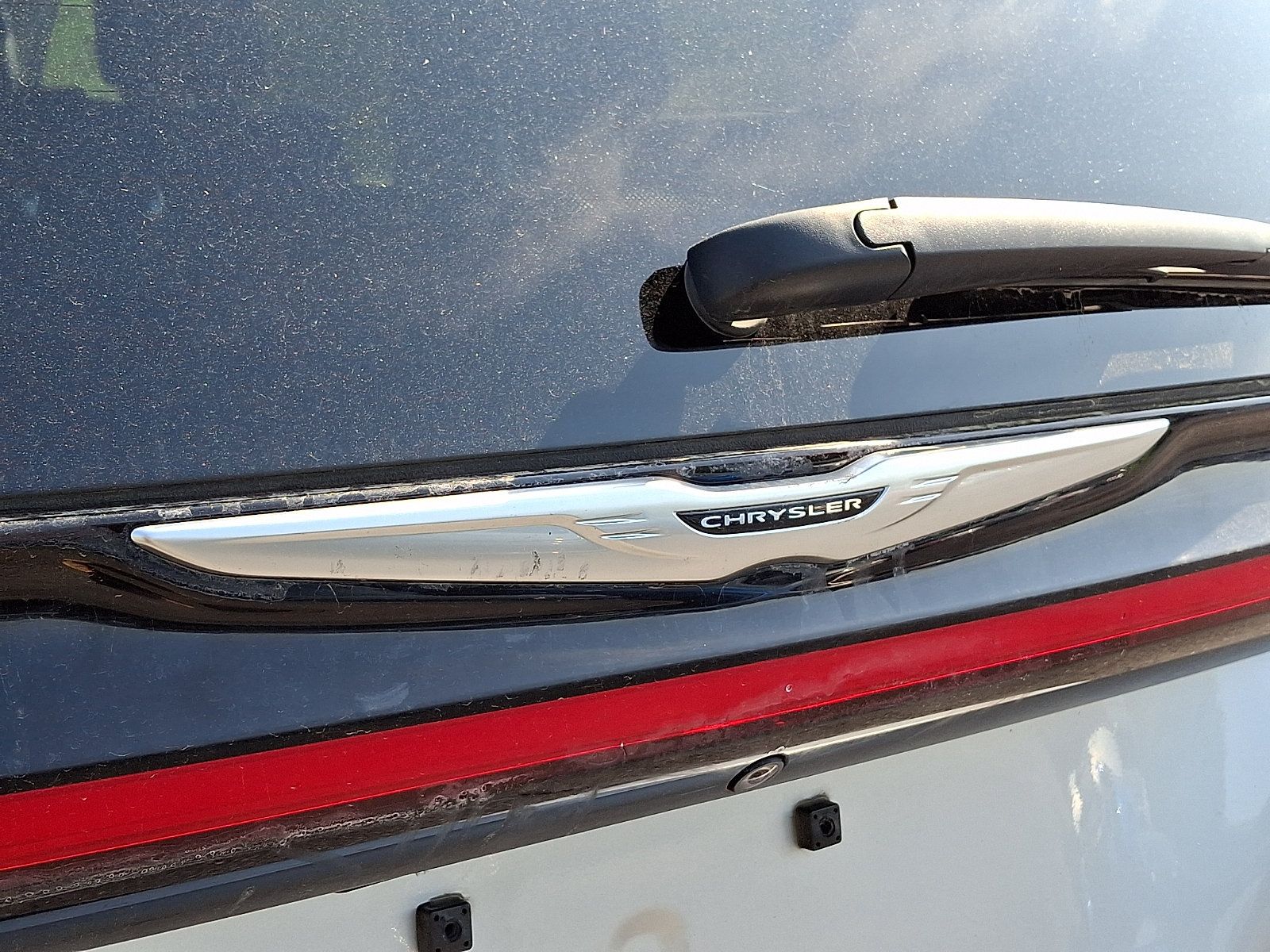 Used 2023 Chrysler Pacifica Touring-L FWD image 30