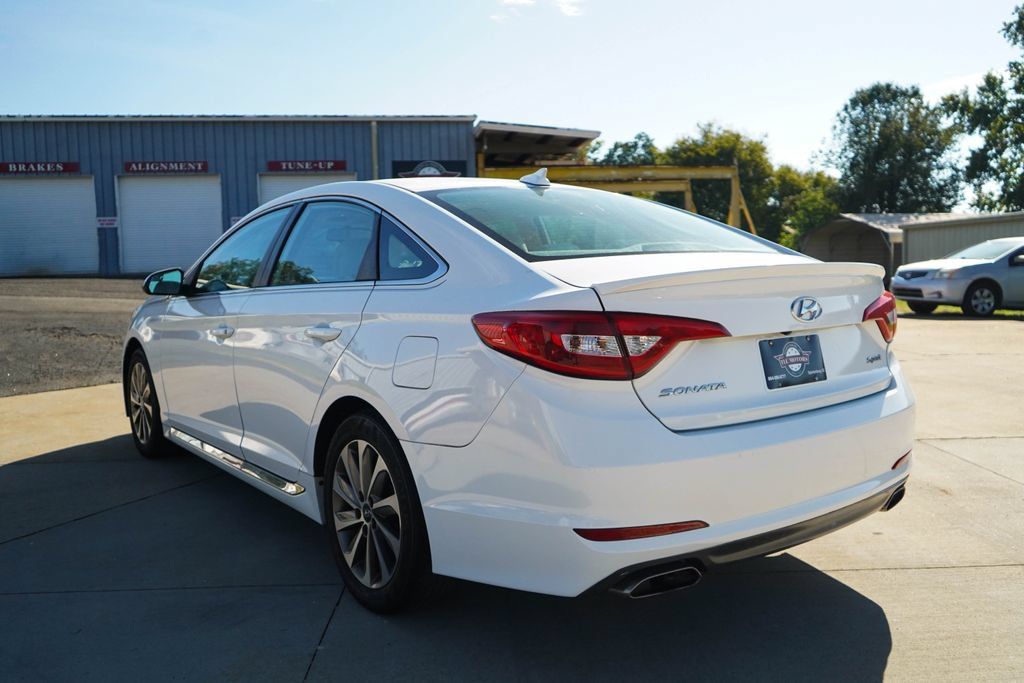 Used 2017 Hyundai Sonata Sport FWD image 4