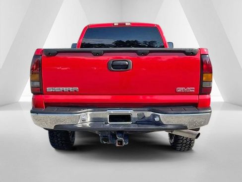 Used 2004 GMC Sierra 2500 SLT w/ Heavy-Duty Power Package AWD/4WD image 6