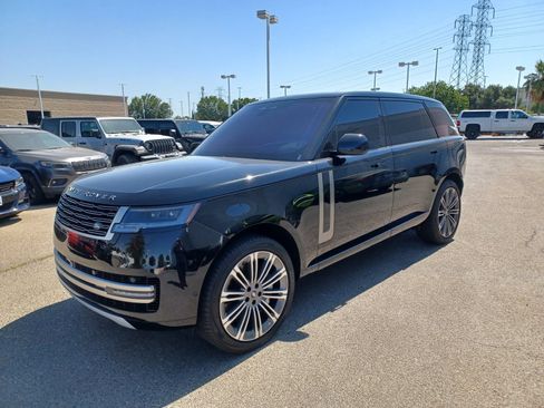 Used 2023 Land Rover Range Rover Long Wheelbase SE AWD/4WD image 1