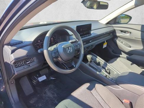 Certified 2025 Honda Accord SE image 3