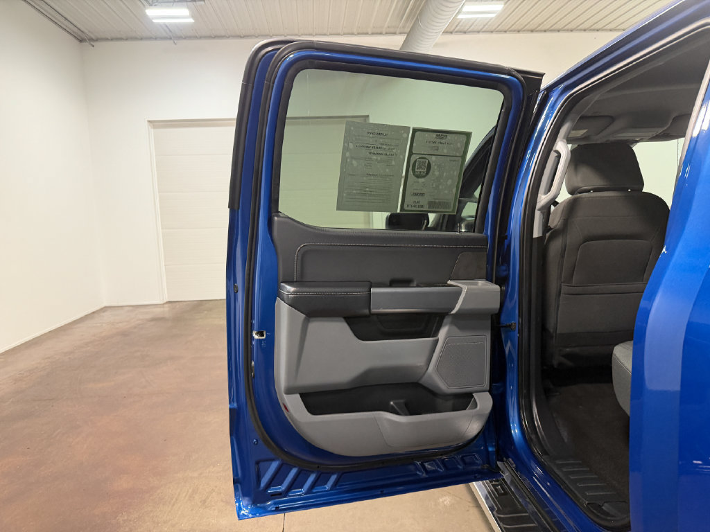 Used 2024 Ford F150 XLT AWD/4WD image 47