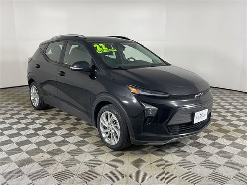 Used 2022 Chevrolet Bolt EUV LT w/ Driver Confidence Package image 15