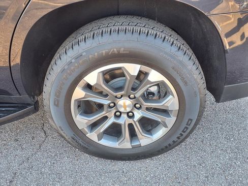 Used 2025 Chevrolet Tahoe LS image 25