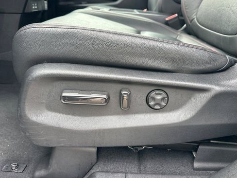 Used 2025 Honda Odyssey Sport-L image 13