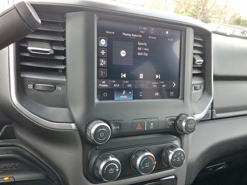 Used 2024 RAM 2500 Big Horn image 28