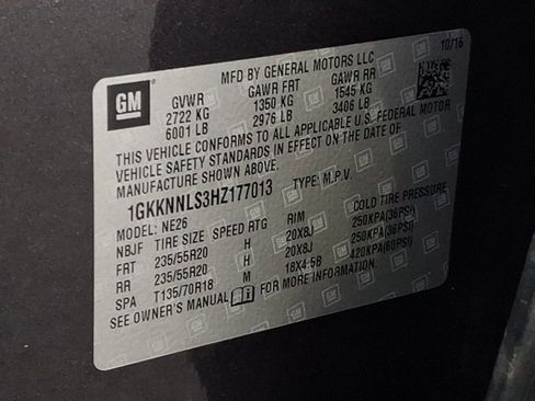 Used 2017 GMC Acadia SLT image 29